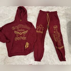 Warner Bros. Gryffindor Seeker Jogger Set - Maroon and Yellow